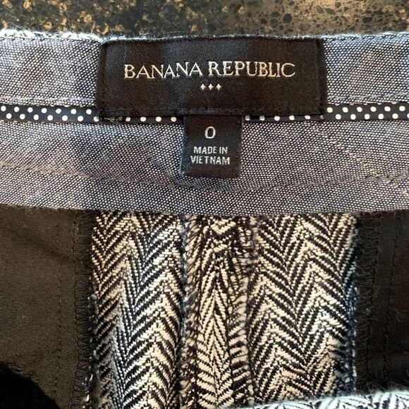 Banana Republic Tailored Black White Woven Modern Pattern Shorts Size 0 - Picture 5 of 6
